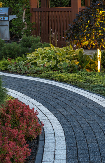 Image of a Service: Hardscape Design (Patios, Driveways, Retaining Walls)